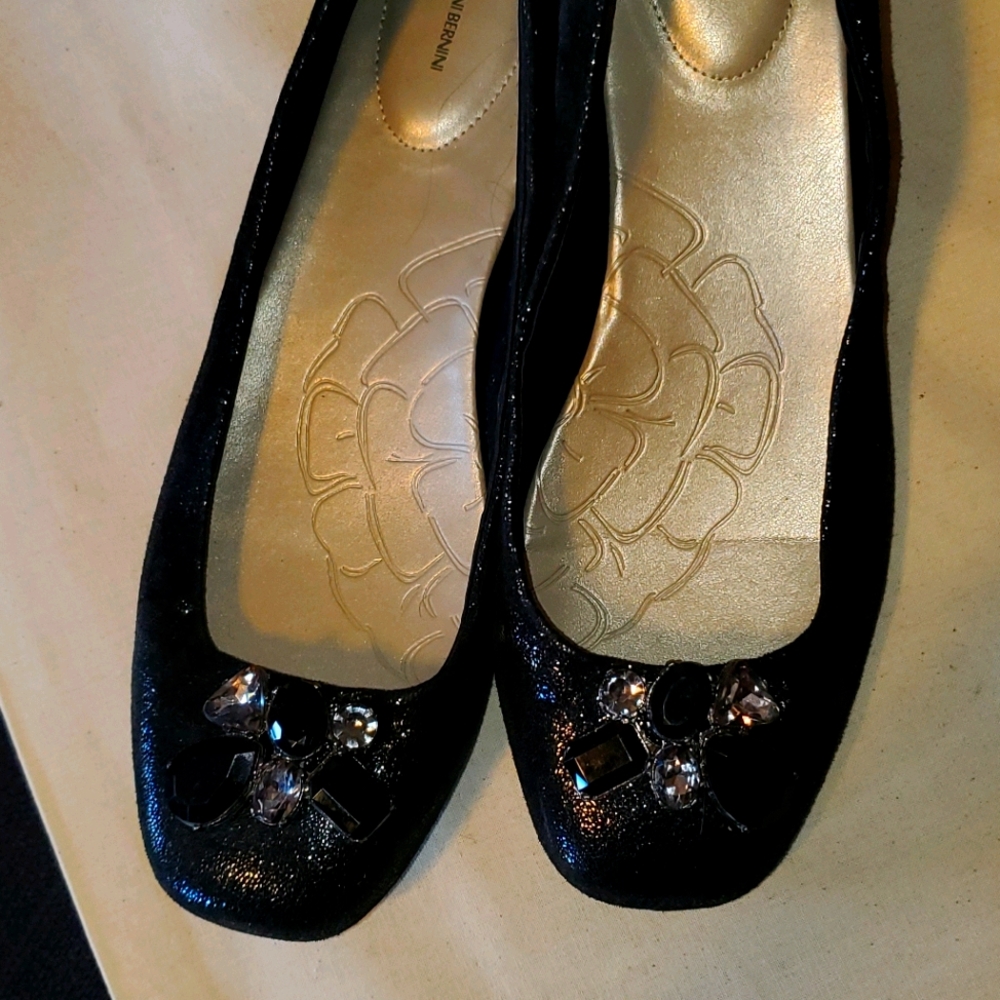 Giani Bernini Black Jeweled flats